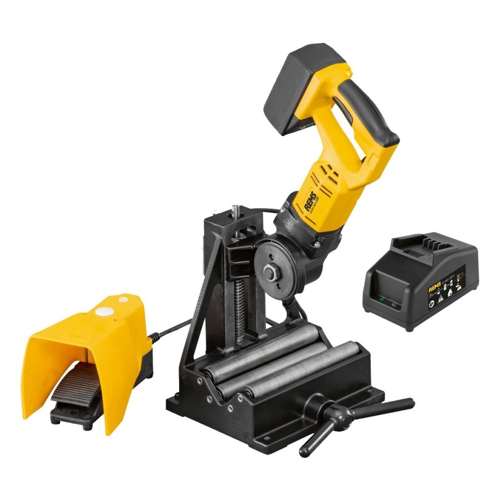 REMS Cento 22 V - Cordless pipe cutting machine REMS Cento 22 V - Cordless pipe cutting machine