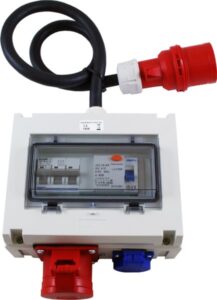 ÖVERGÅNGSCENTRAL 32A-16A M SCHUKO O 1M KABEL