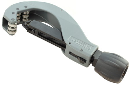 Röravskärare för kopparrör, tunna stålrör och liknande.