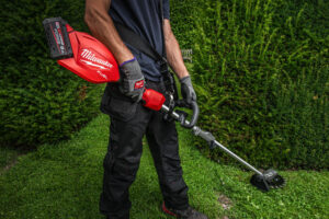 Milwaukee M18 FOPHLTKIT2-0 Multitrimmer Med Grästrimmerkit