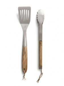 Orrefors Grillverktyg 2 Delar 411271 med grilltång och stekspade i rostfritt stål samt handtag i akaciaträ.
